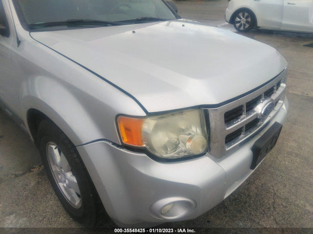 2009 FORD ESCAPE XLT VIN: 1FMCU03729KA07569