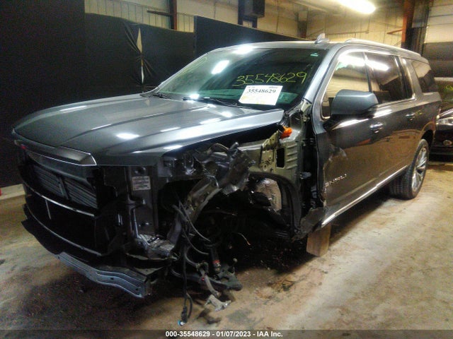 GMC YUKON XL 2021 1GKS2JKL4MR149436 Image 2