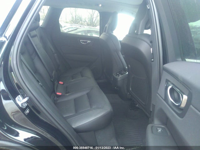 2019 Volvo XC60, VIN: LYV102RLXKB192272