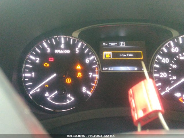 2017 NISSAN PATHFINDER PLATINUM VIN: 5N1DR2MM8HC609911