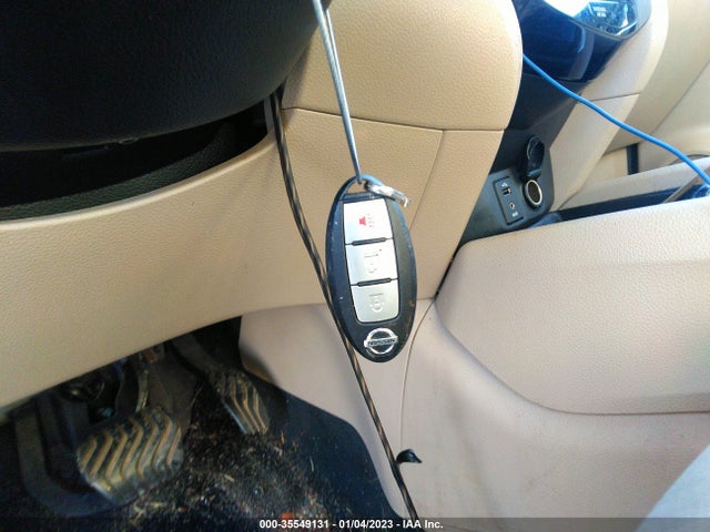 2016 Nissan Rogue, VIN: KNMAT2MV3GP738101