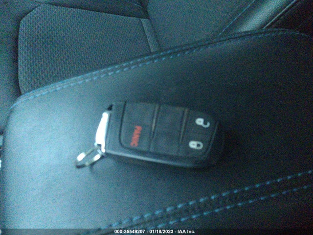 2022 Jeep Compass, VIN: 3C4NJDBB8NT121006