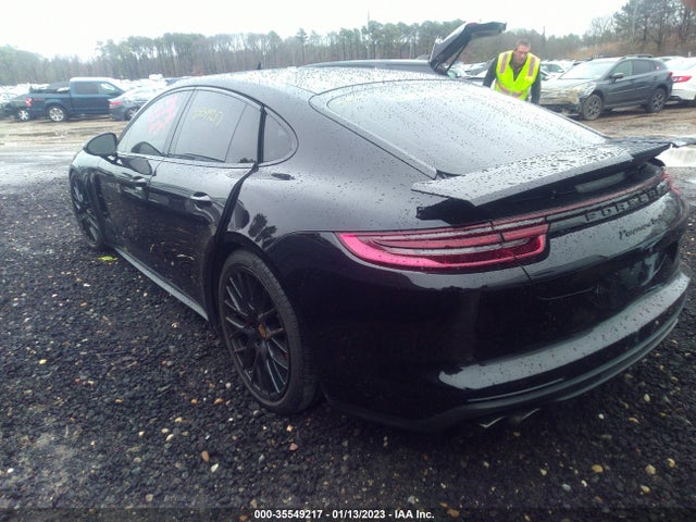 2017 Porsche Panamera, VIN: WP0AF2A72HL151605