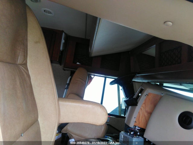 35549378 :رقم المزاد ، 1F64F5DY8D0A13021 vin ، 2013 Ford F53 مزاد بيع