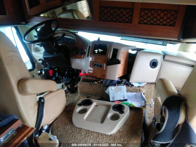 35549378 :رقم المزاد ، 1F64F5DY8D0A13021 vin ، 2013 Ford F53 مزاد بيع