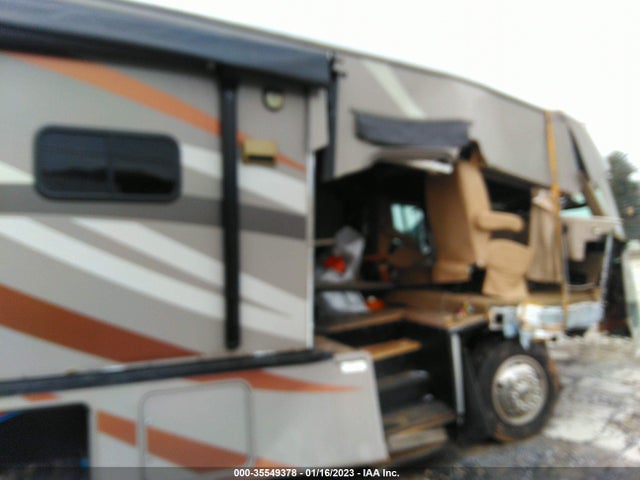 35549378 :رقم المزاد ، 1F64F5DY8D0A13021 vin ، 2013 Ford F53 مزاد بيع