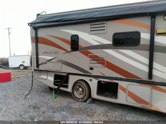 35549378 :رقم المزاد ، 1F64F5DY8D0A13021 vin ، 2013 Ford F53 مزاد بيع