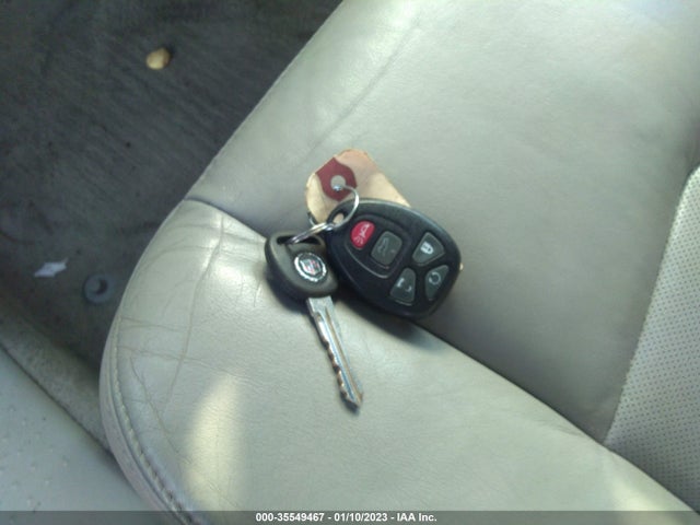 Cadillac Srx Awd 2008 1GYEE437380150570 Image 3
