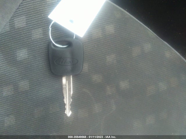 2002 FORD FOCUS ZX3 VIN: 3FAFP313X2R160380