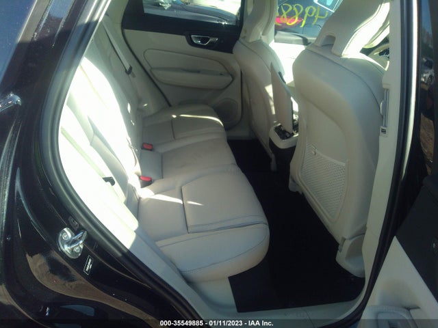 Volvo XC60 2022 YV4062RL9N1041037 Image 9