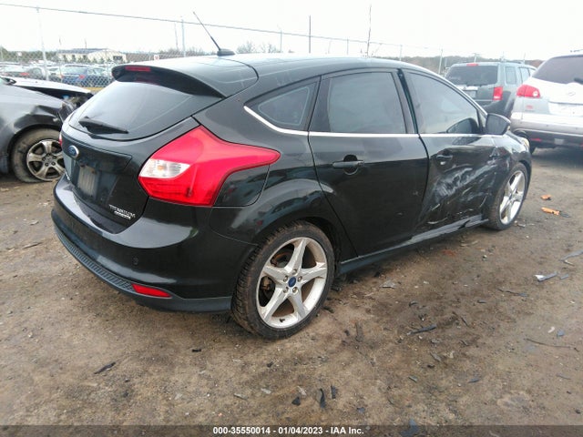 2014 FORD FOCUS TITANIUM VIN: 1FADP3N22EL303317