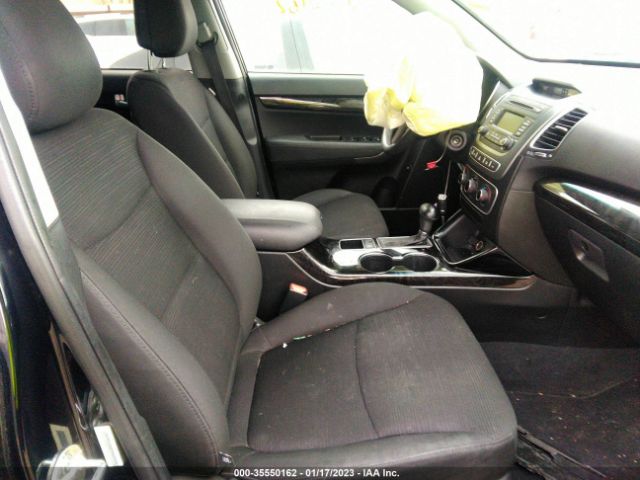 5XYKT3A63FG623538 KIA SORENTO LX