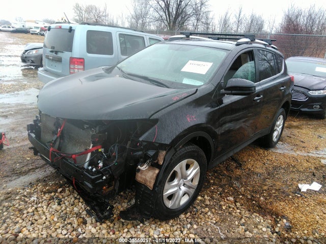 Toyota RAV4 LE 2015 2T3BFREV2FW272344 Image 2