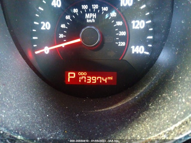 KIA SOUL + 2010 KNDJT2A21A7172392 Image 8