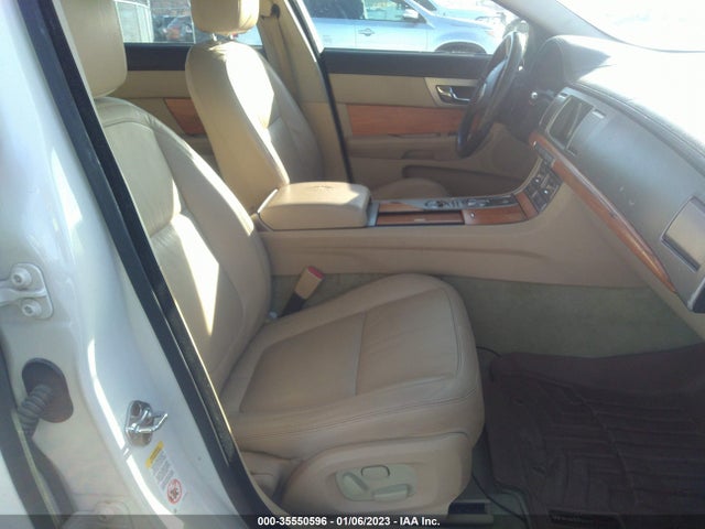 2010 JAGUAR XF SAJWA0FA0AHR61211 Photo 4