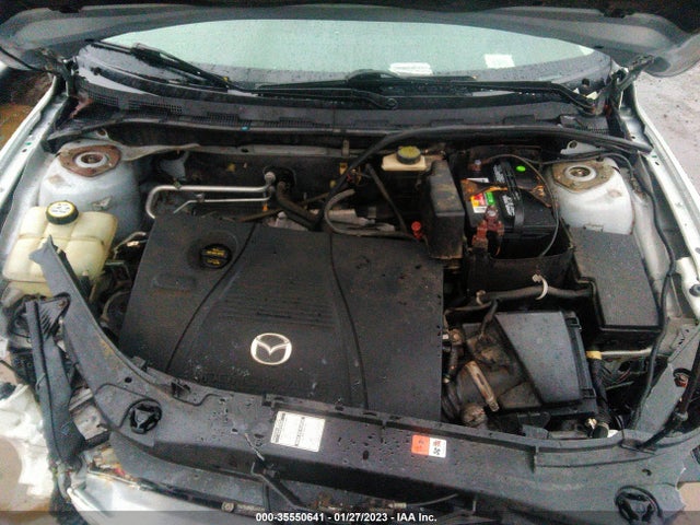 2004 MAZDA MAZDA3 S VIN: JM1BK343041213572