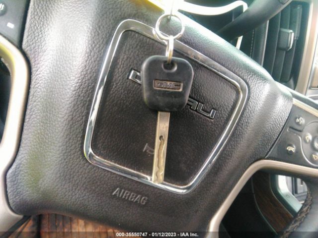 1GT12UEY4JF275051 GMC Sierra 2500hd Denali