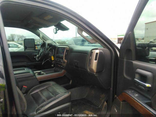 1GT12UEY4JF275051 GMC Sierra 2500hd Denali