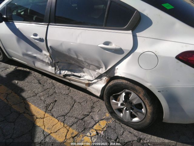 KNAFK4A66G5459591 KIA FORTE LX