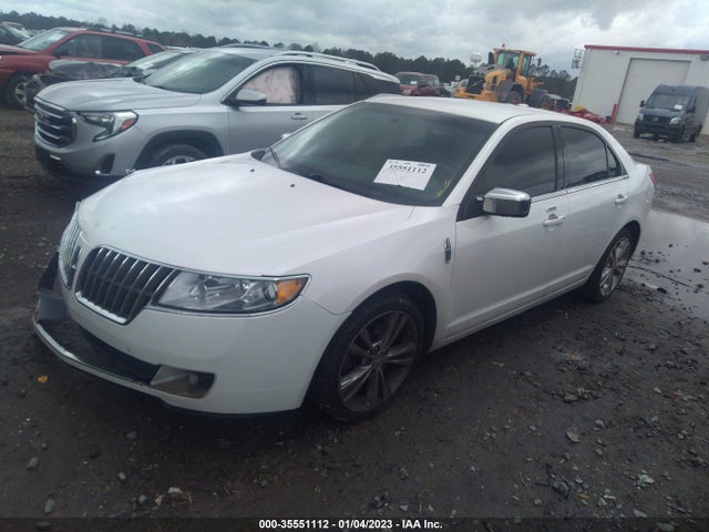 Lincoln MKZ 2011 3LNHL2GC4BR764745 Image 2
