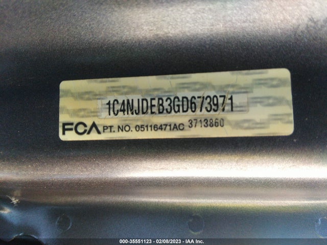 1C4NJDEB3GD673971 Jeep Compass High Altitude Edition