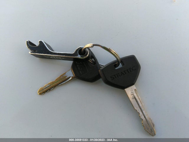 1998 DODGE DAKOTA SLT/SPORT VIN: 1B7GG22Y8WS744130