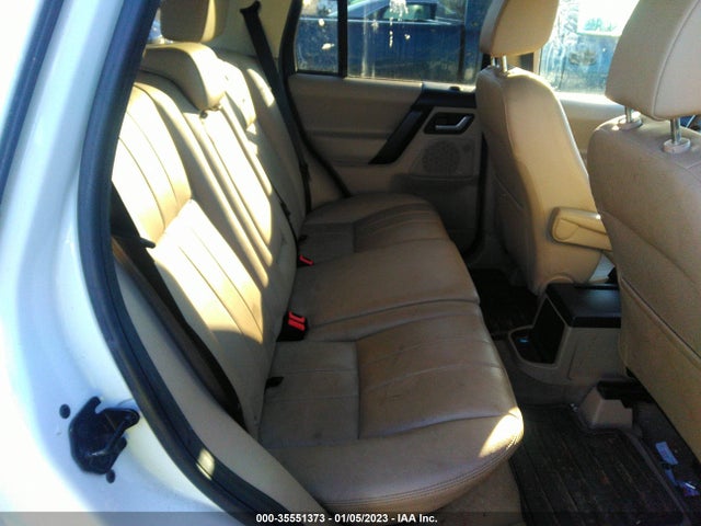 Land Rover LR2 2014 SALFR2BG3EH397226 Image 9