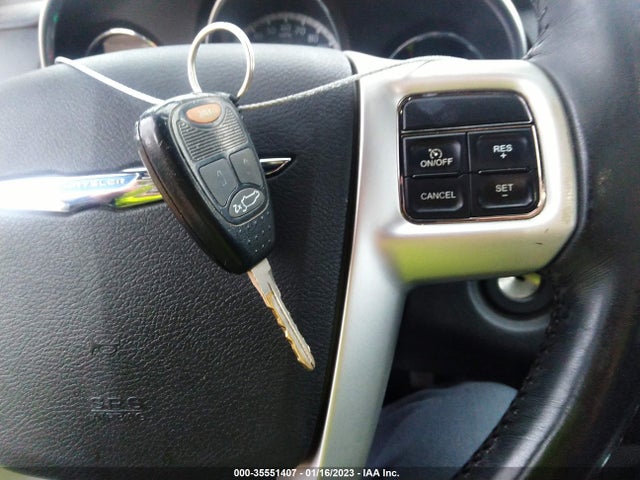 1C3CCBBG8DN527629 Chrysler 200 Touring