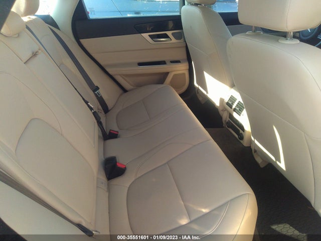 Jaguar XF 2017 SAJBD4BV1HCY38644 Image 8