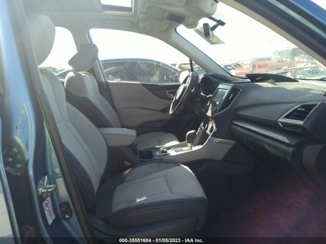 JF2SKAEC8KH544280 Subaru Forester Premium