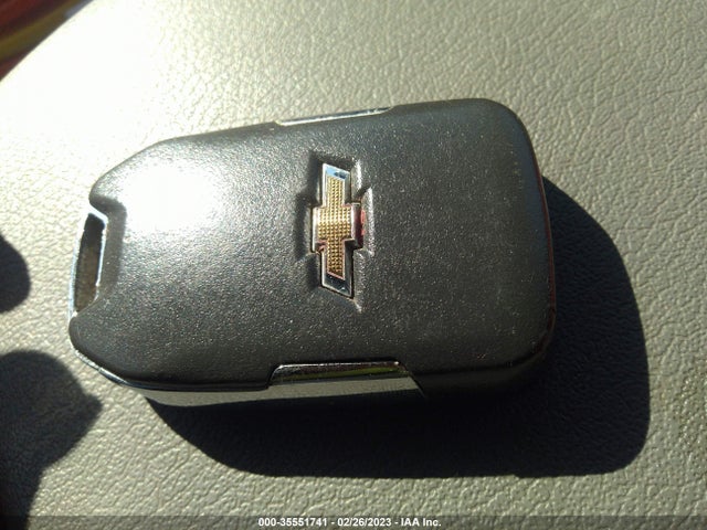 2016 Chevrolet Suburban, VIN: 1GNSKHKC9GR352905