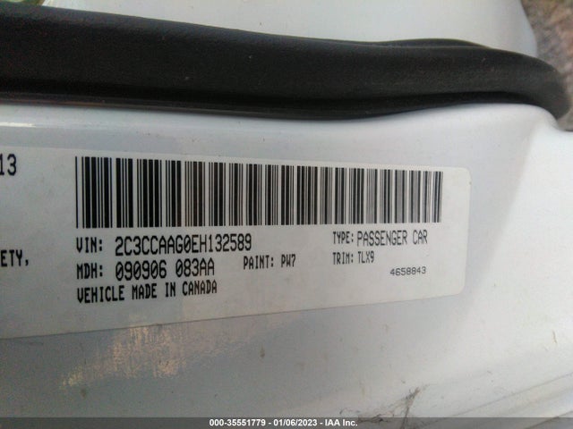 Chrysler 300 2014 2C3CCAAG0EH132589 Image 10