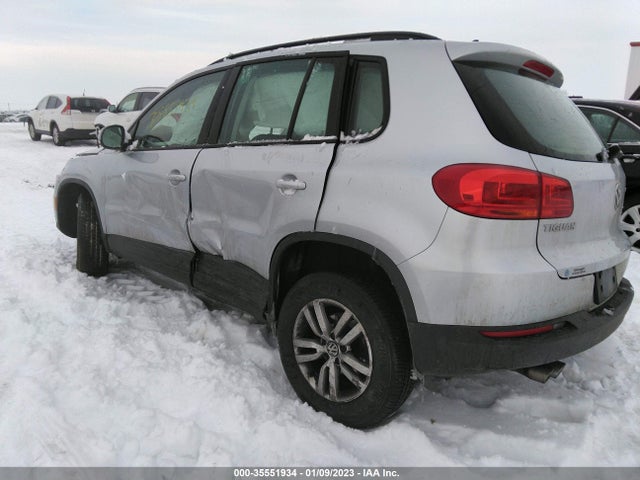 Volkswagen Tiguan 2017 WVGBV7AX0HK007475 Image 3