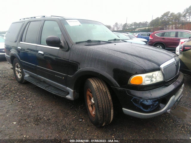 Lincoln Navigator 2002 5LMFU28R52LJ15300 головне зображення