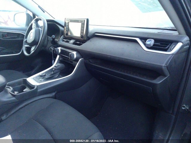 2019 Toyota RAV4, VIN: 2T3LWRFV7KW023664