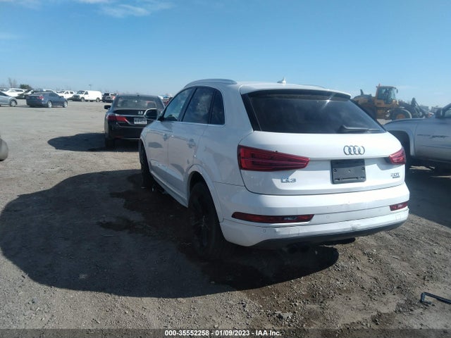WA1EFCFS0GR003561 Audi Q3 Premium Plus