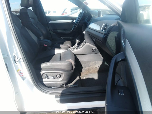 WA1EFCFS0GR003561 Audi Q3 Premium Plus