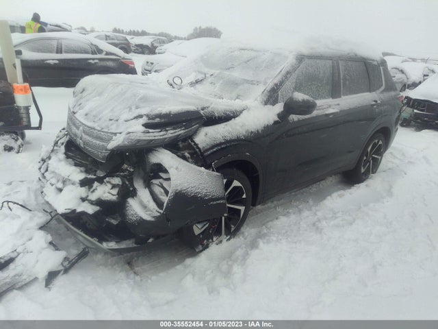 JA4J4UA87NZ068281 Mitsubishi Outlander Se