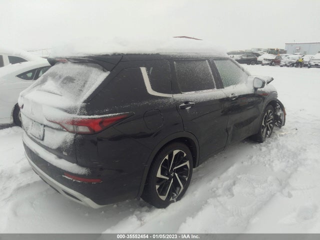 JA4J4UA87NZ068281 Mitsubishi Outlander Se