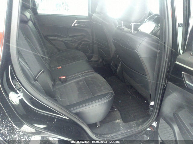 JA4J4UA87NZ068281 Mitsubishi Outlander Se