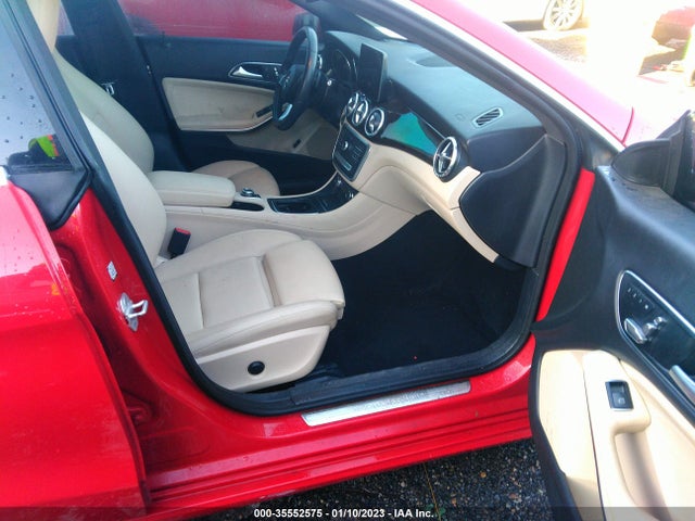 2018 Mercedes-Benz CLA-Class, VIN: WDDSJ4EB7JN517846