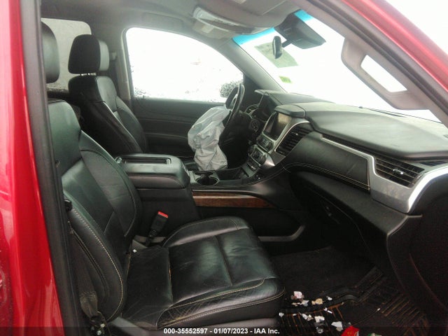 2015 Chevrolet Suburban, VIN: 1GNSKJKC8FR221082