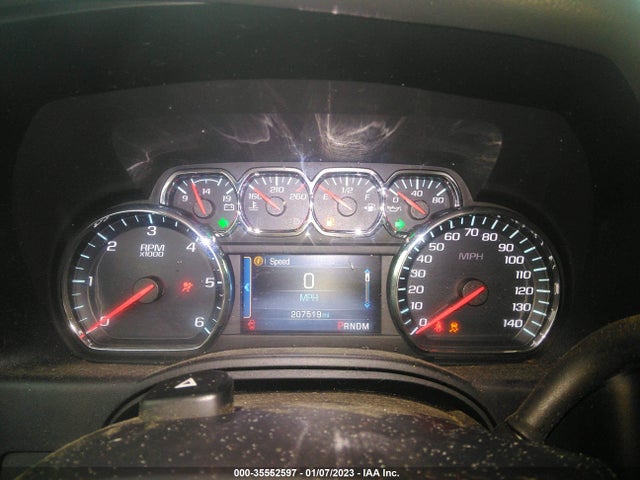 2015 Chevrolet Suburban, VIN: 1GNSKJKC8FR221082