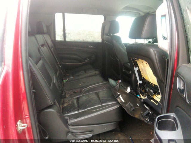 2015 Chevrolet Suburban, VIN: 1GNSKJKC8FR221082
