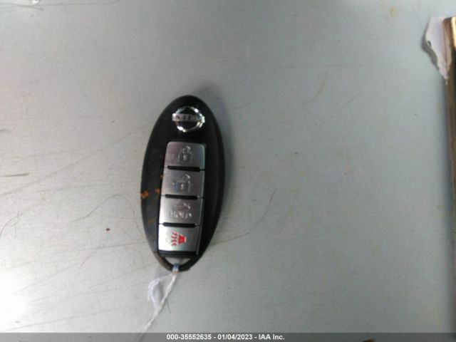 3N1AB7AP3HY353727 Nissan SENTRA SV
