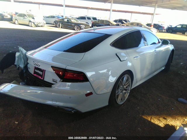 2016 Audi A7, VIN: WAUWGAFC6GN169429