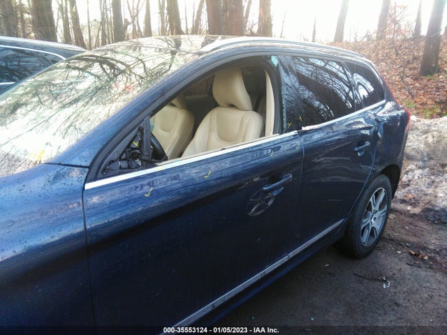 2015 Volvo XC60, VIN: YV4902RB9F2613008