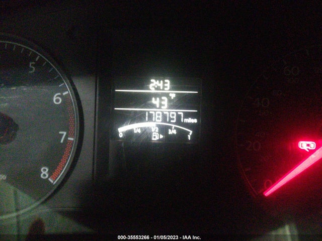 3VW1K7AJ4DM221468 Volkswagen Jetta Sedan S