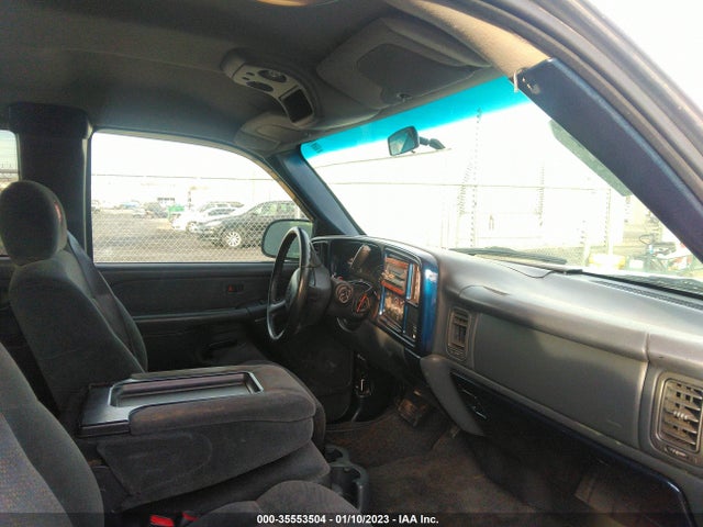 2001 CHEVROLET SILVERADO 1500 LS VIN: 2GCEC19T011115221