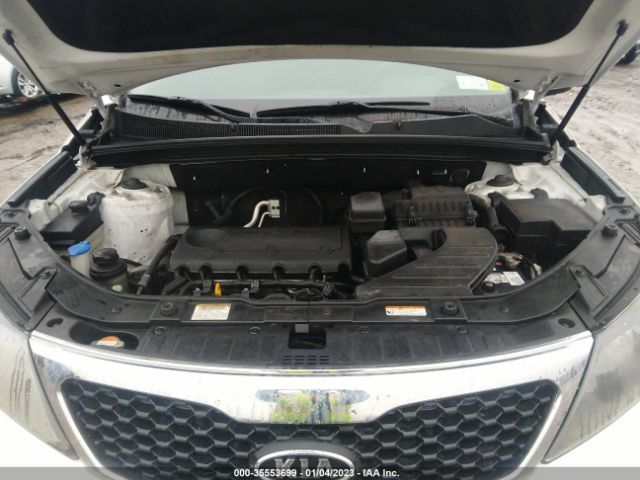 5XYKT4A13BG132052 KIA SORENTO LX